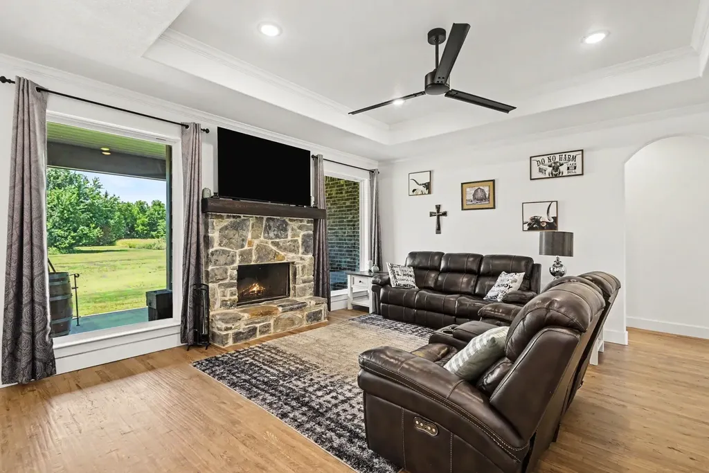 606 Central Road Weatherford TX 76088