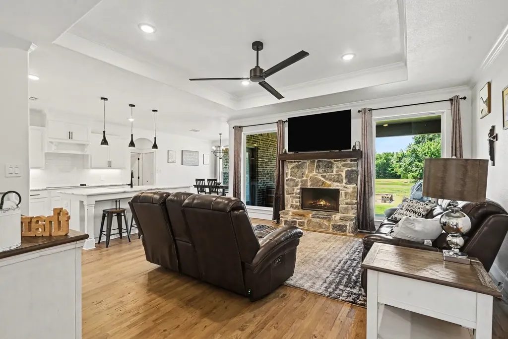 606 Central Road Weatherford TX 76088