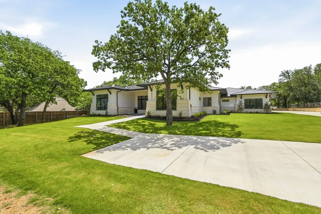 6717 Brazos Bend Drive North Richland Hills TX 76182