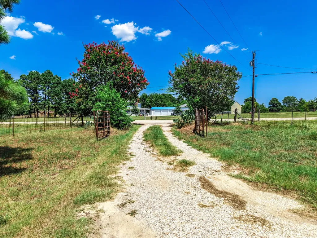 16488 Ranchette Road Terrell TX 75161