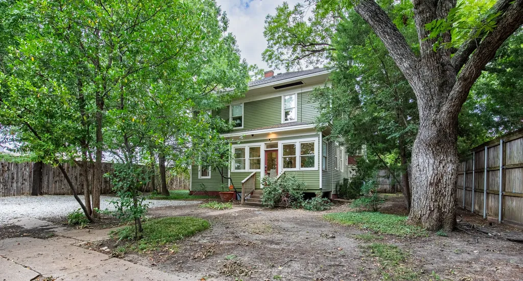 3403 Knight Street Dallas TX 75219