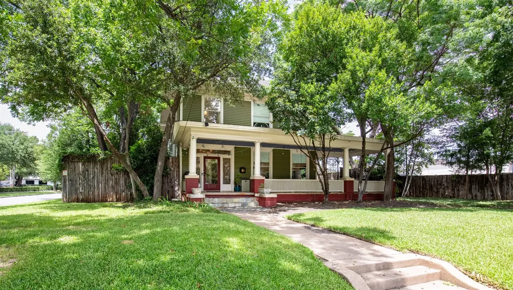 3403 Knight Street Dallas TX 75219
