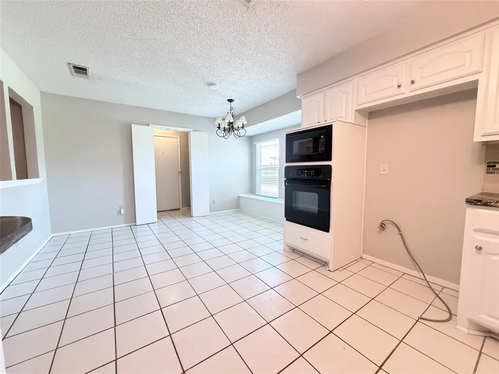 7832 Pebblebrook Drive Watauga TX 76148
