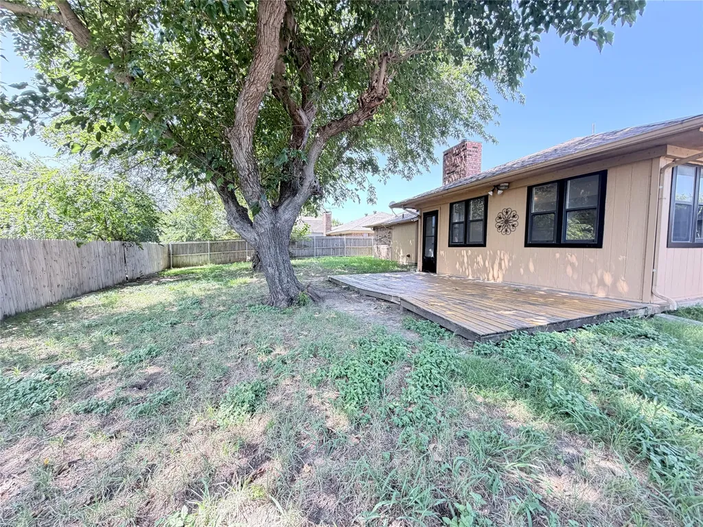 7832 Pebblebrook Drive Watauga TX 76148