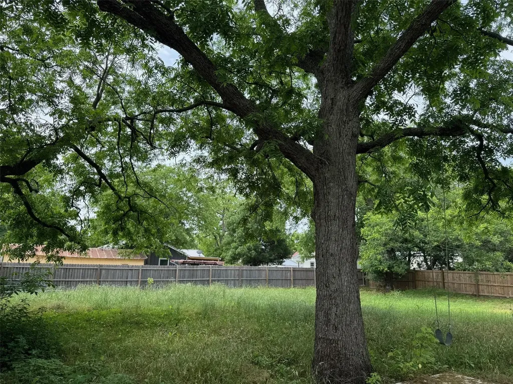 504 Sherman Street Tioga TX 76271