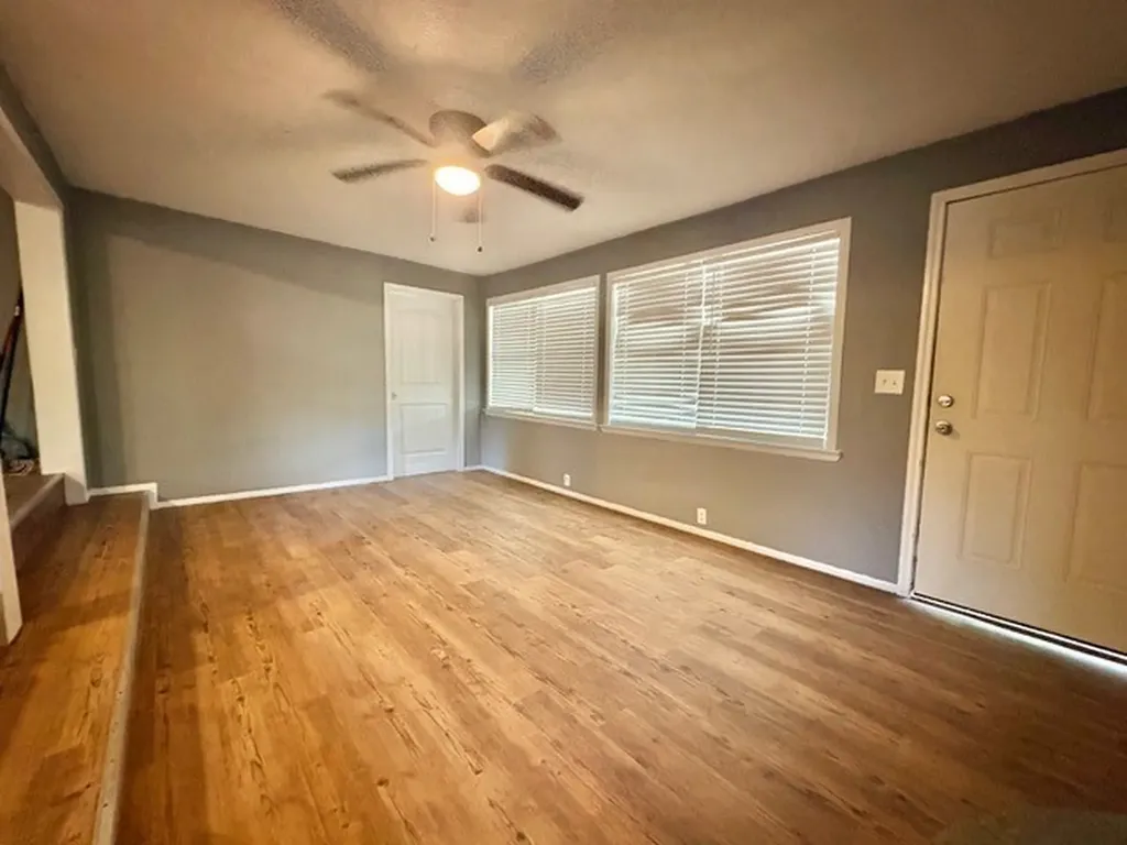 9553 Amy Drive Hawk Cove TX 75474