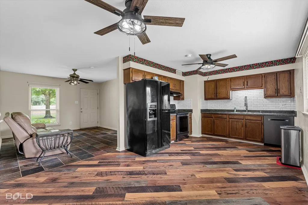366 Warriner Avenue Shreveport LA 71107