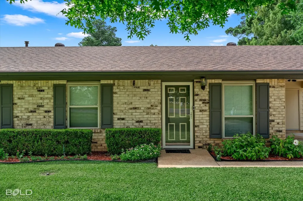 366 Warriner Avenue Shreveport LA 71107