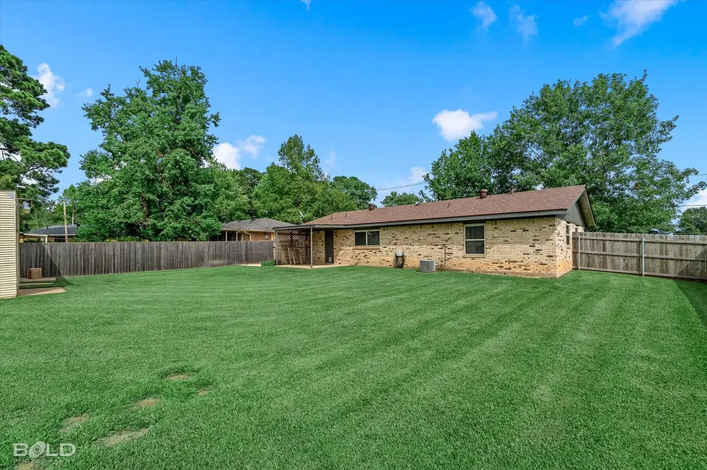 366 Warriner Avenue Shreveport LA 71107