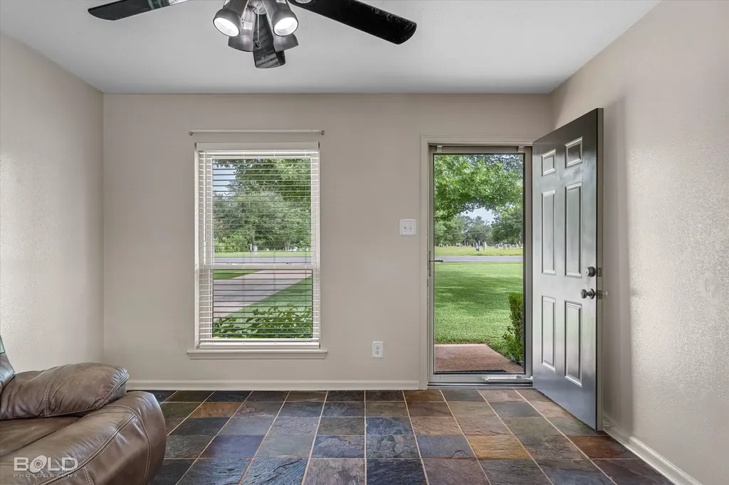 366 Warriner Avenue Shreveport LA 71107