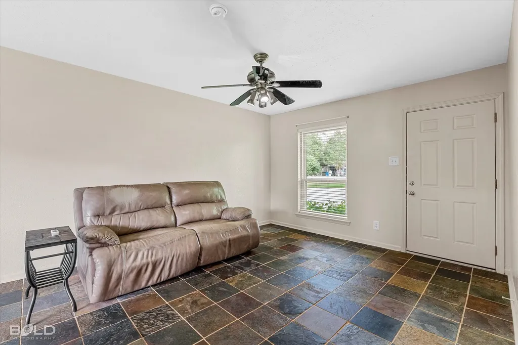 366 Warriner Avenue Shreveport LA 71107
