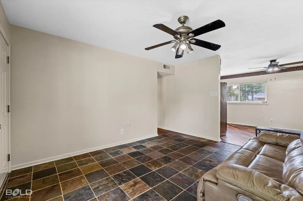366 Warriner Avenue Shreveport LA 71107
