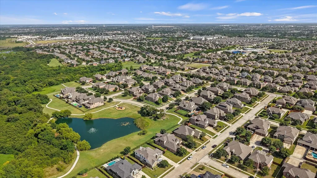 7910 Edgeglen Trail Sachse TX 75048