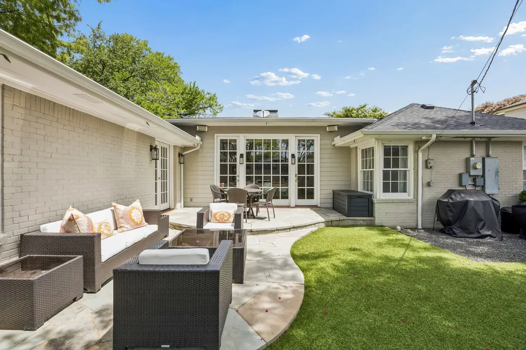 5610 Greenbrier Drive Dallas TX 75209