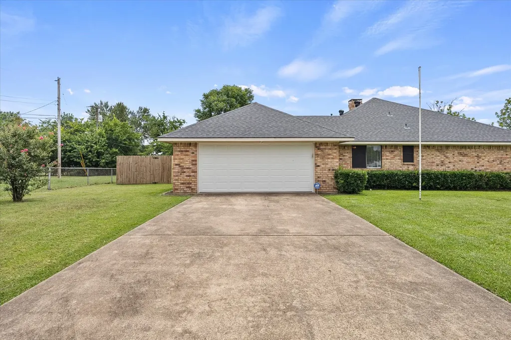 5401 Nevada Drive Greenville TX 75402