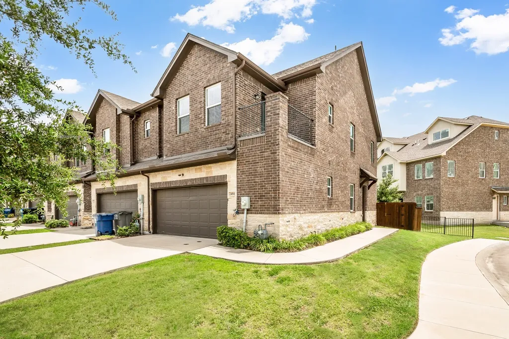 2404 Acorn Court Sachse TX 75048