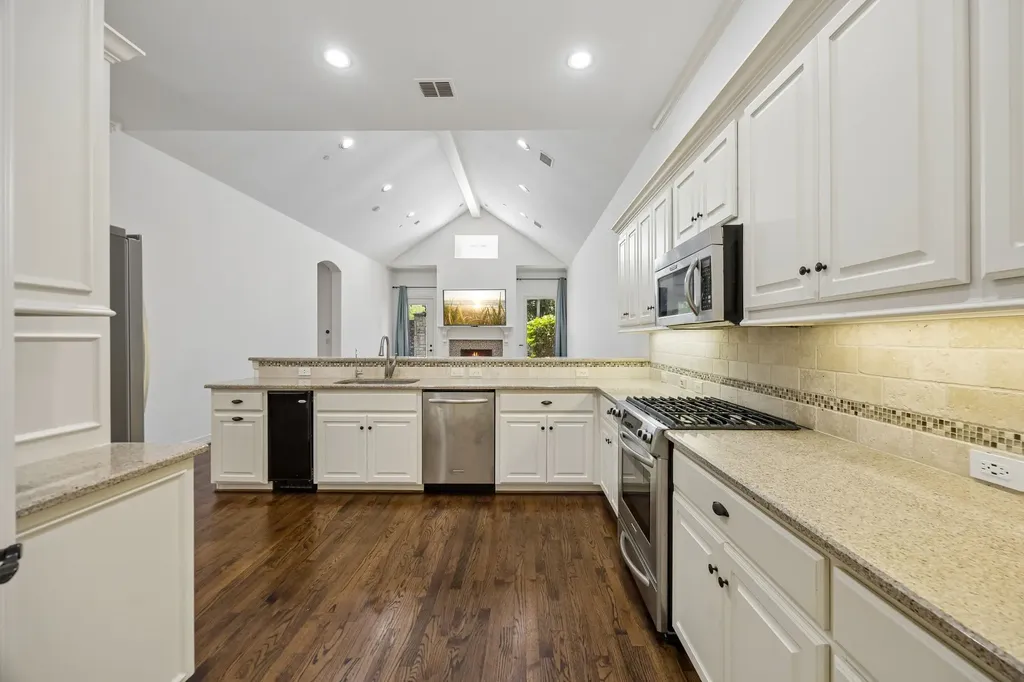 2121 Fawnwood Drive Plano TX 75093