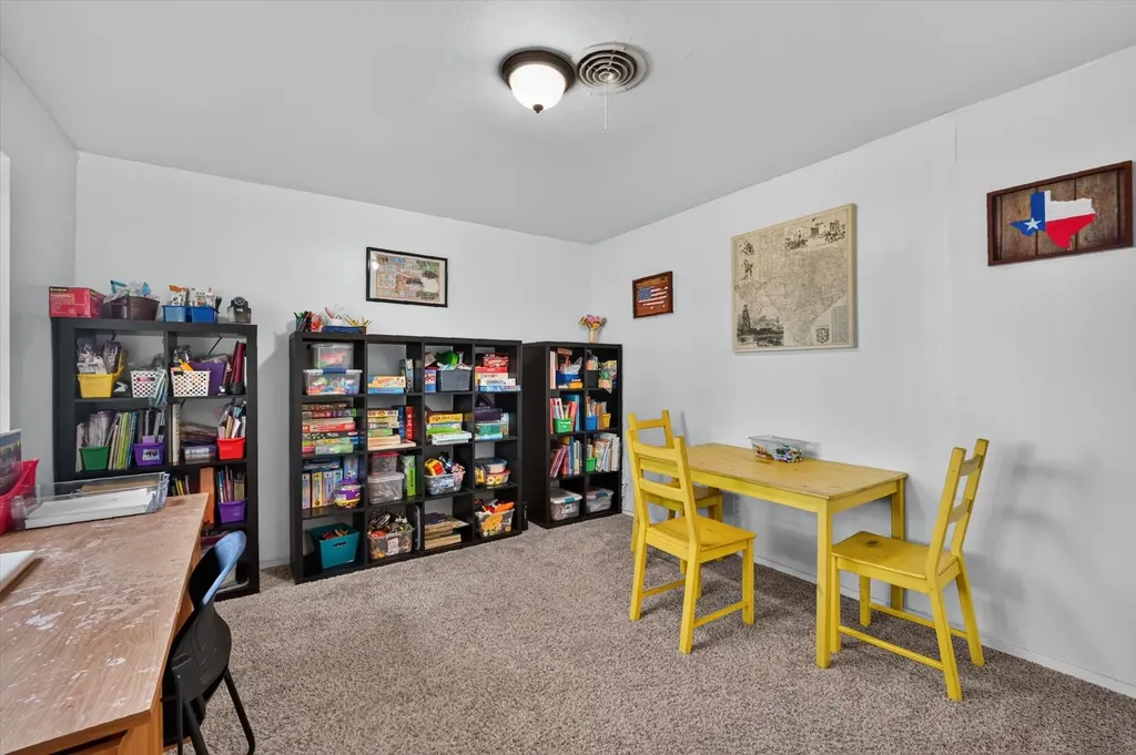 701 E Main Street Tioga TX 76271