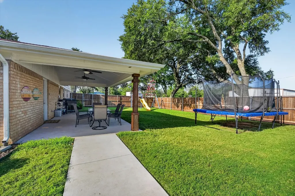 701 E Main Street Tioga TX 76271