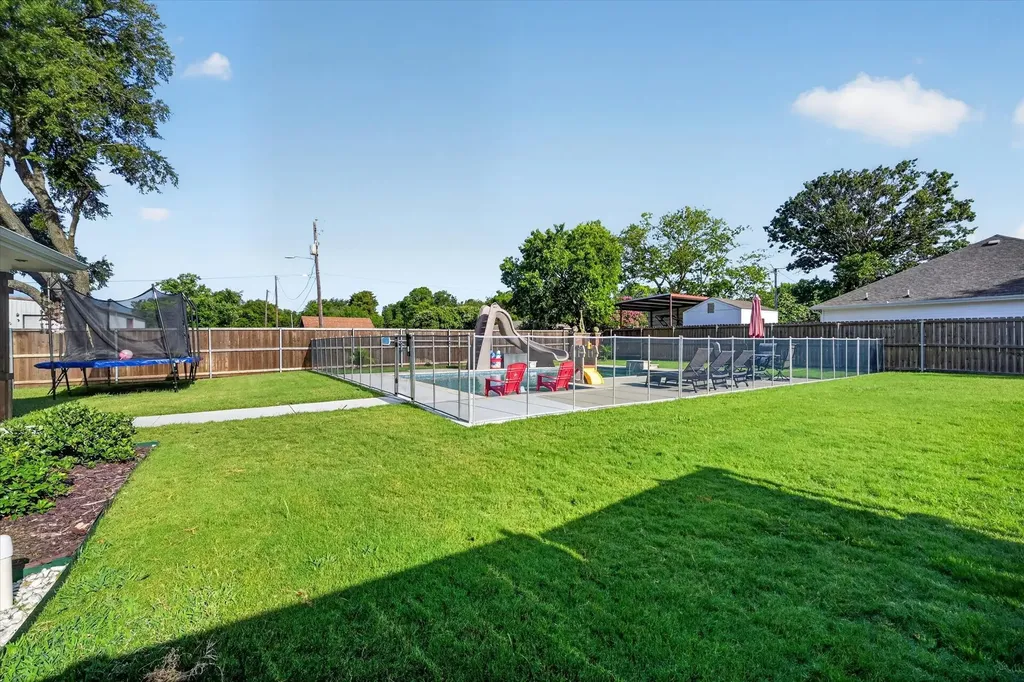 701 E Main Street Tioga TX 76271