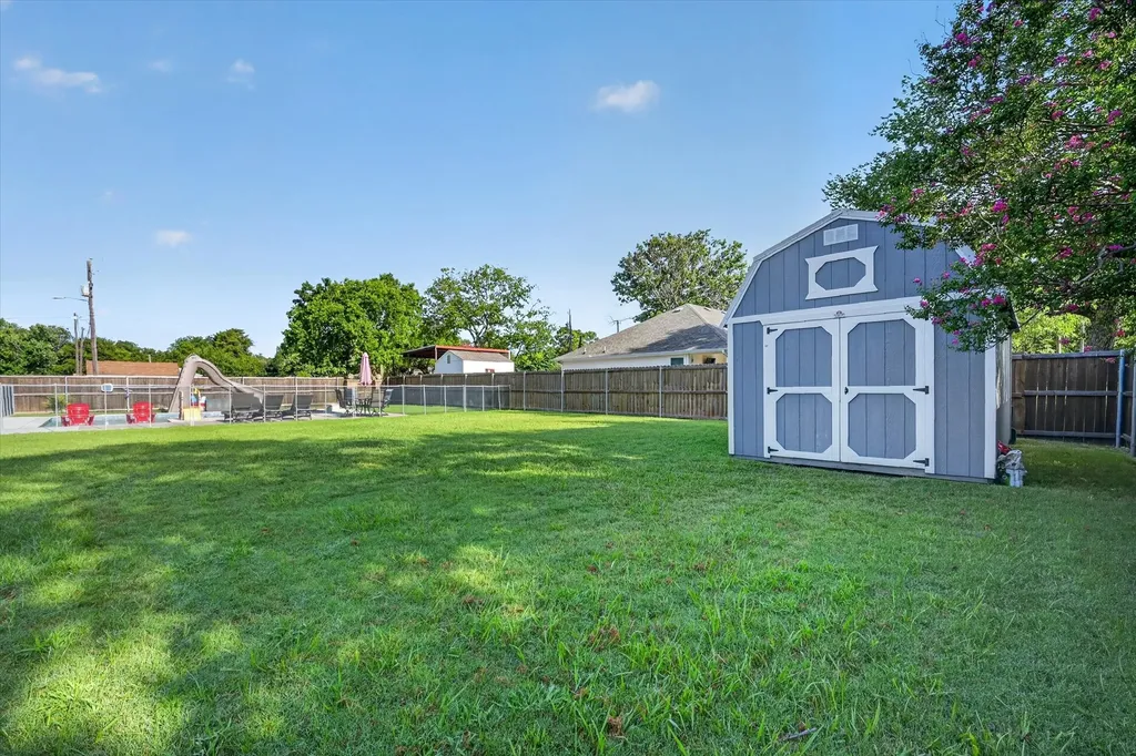 701 E Main Street Tioga TX 76271