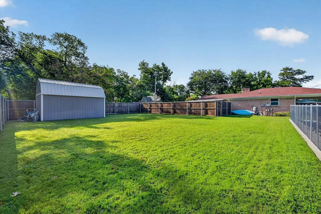 701 E Main Street Tioga TX 76271