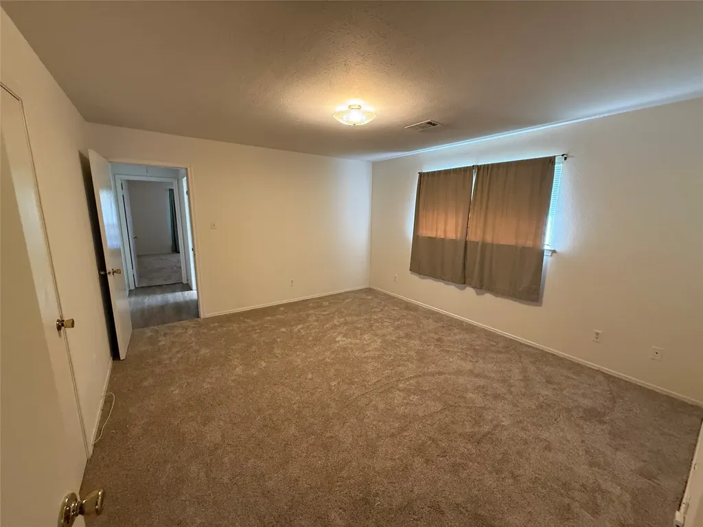 411 Tiffany Trail Richardson TX 75081