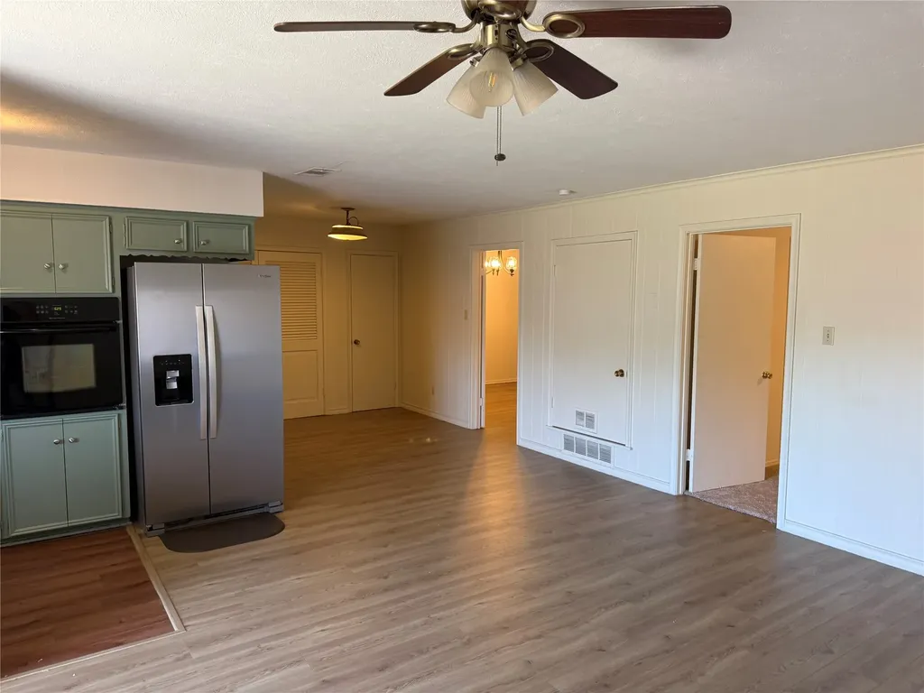 411 Tiffany Trail Richardson TX 75081
