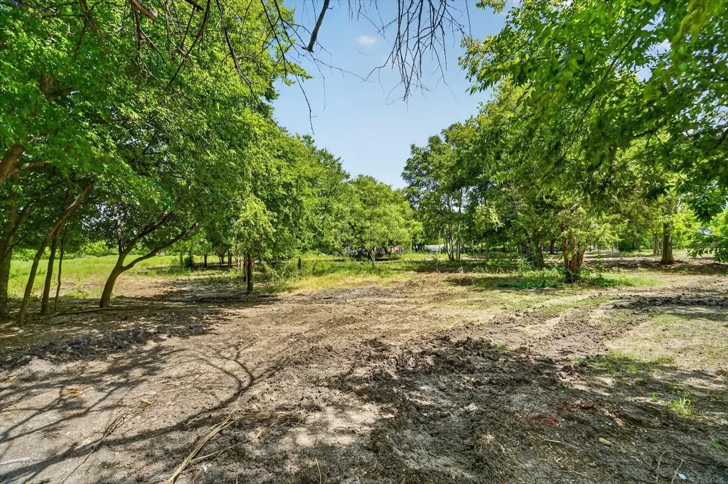 8720 Roaring Creek Road Joshua TX 76058