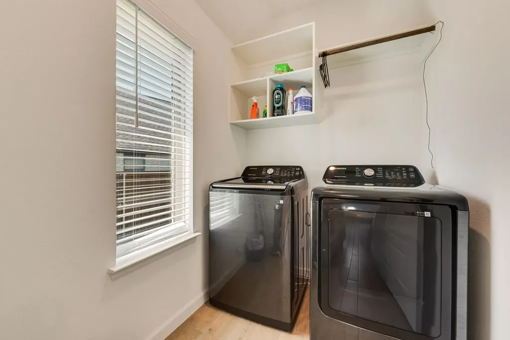 119 Palo Duro Bend Rhome TX 76078
