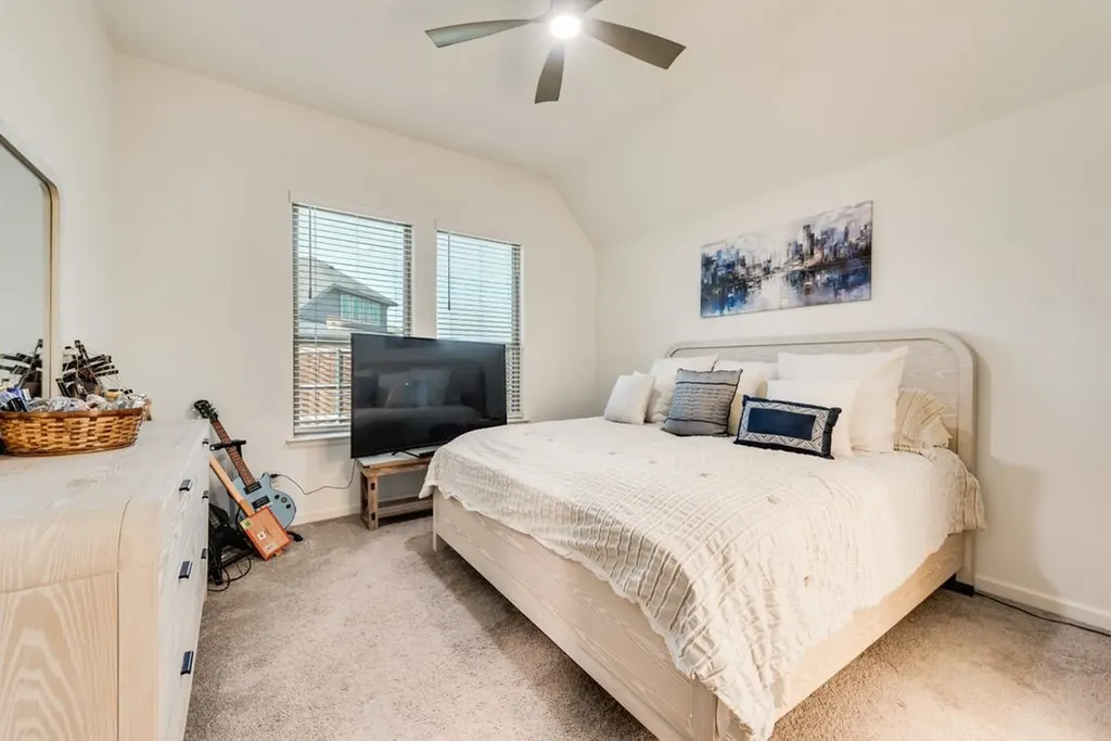119 Palo Duro Bend Rhome TX 76078