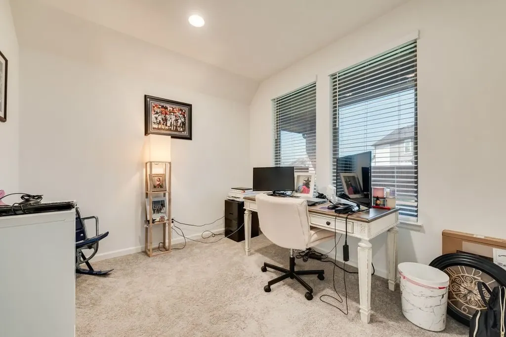 119 Palo Duro Bend Rhome TX 76078