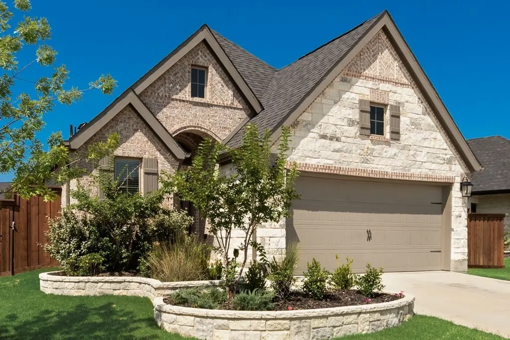 119 Palo Duro Bend Rhome TX 76078
