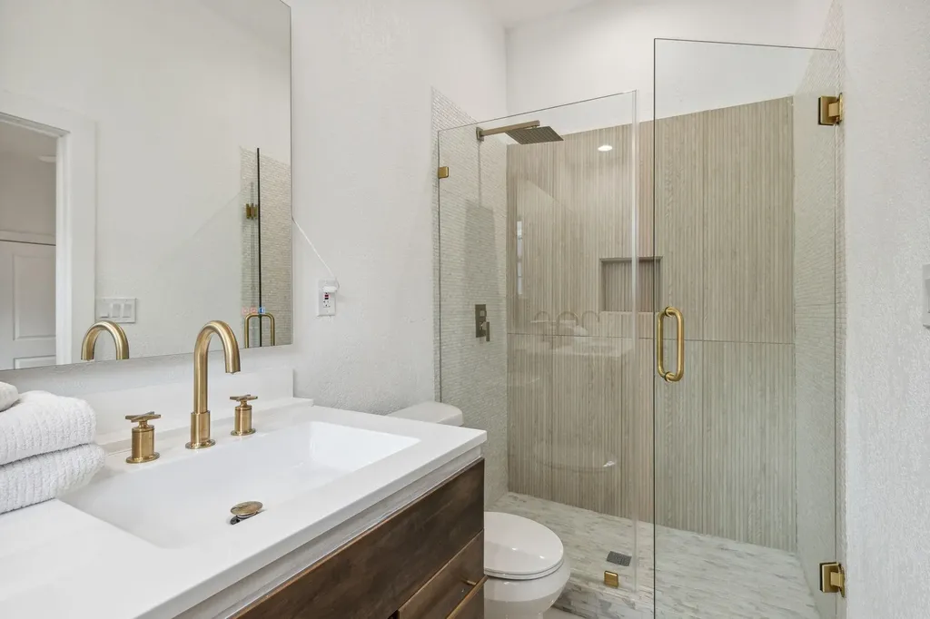 416 Cristler Avenue Dallas TX 75223