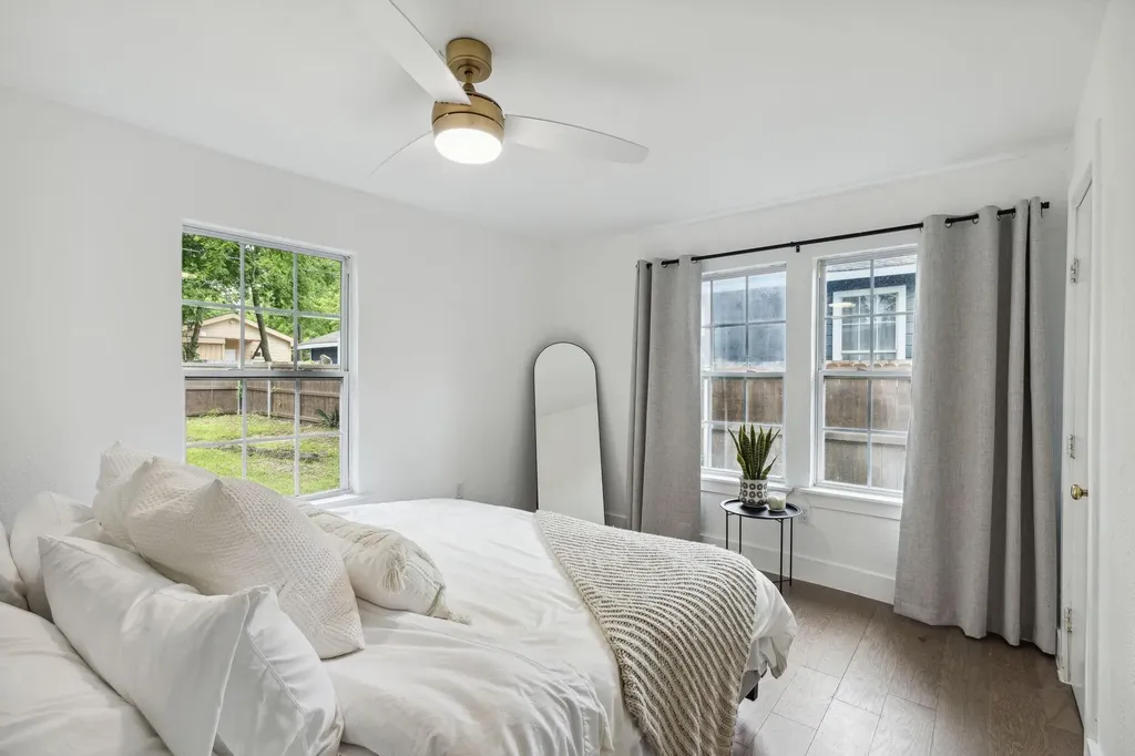 416 Cristler Avenue Dallas TX 75223
