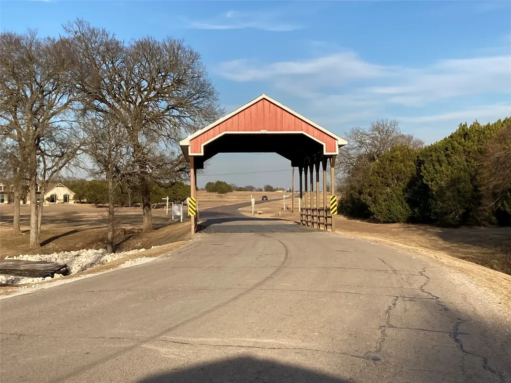 33068 Woodcrest Drive Whitney TX 76692