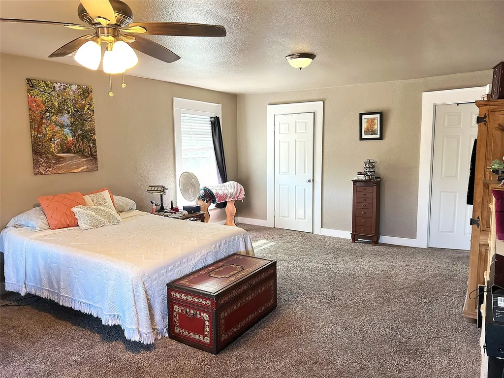 1447 County Road 189 Gainesville TX 76240