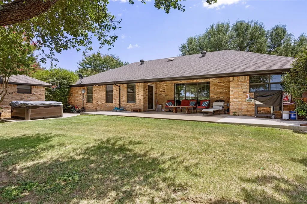1003 Prairie Wind Boulevard Stephenville TX 76401