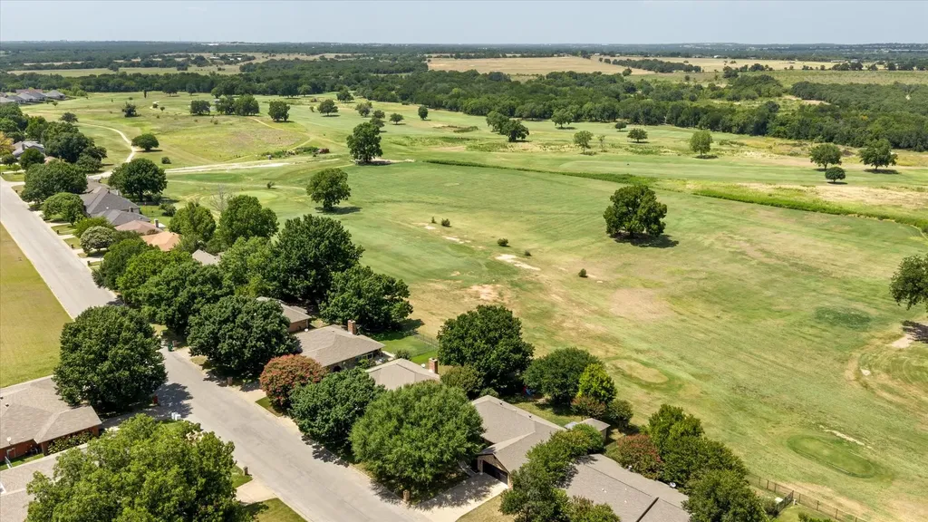 1003 Prairie Wind Boulevard Stephenville TX 76401