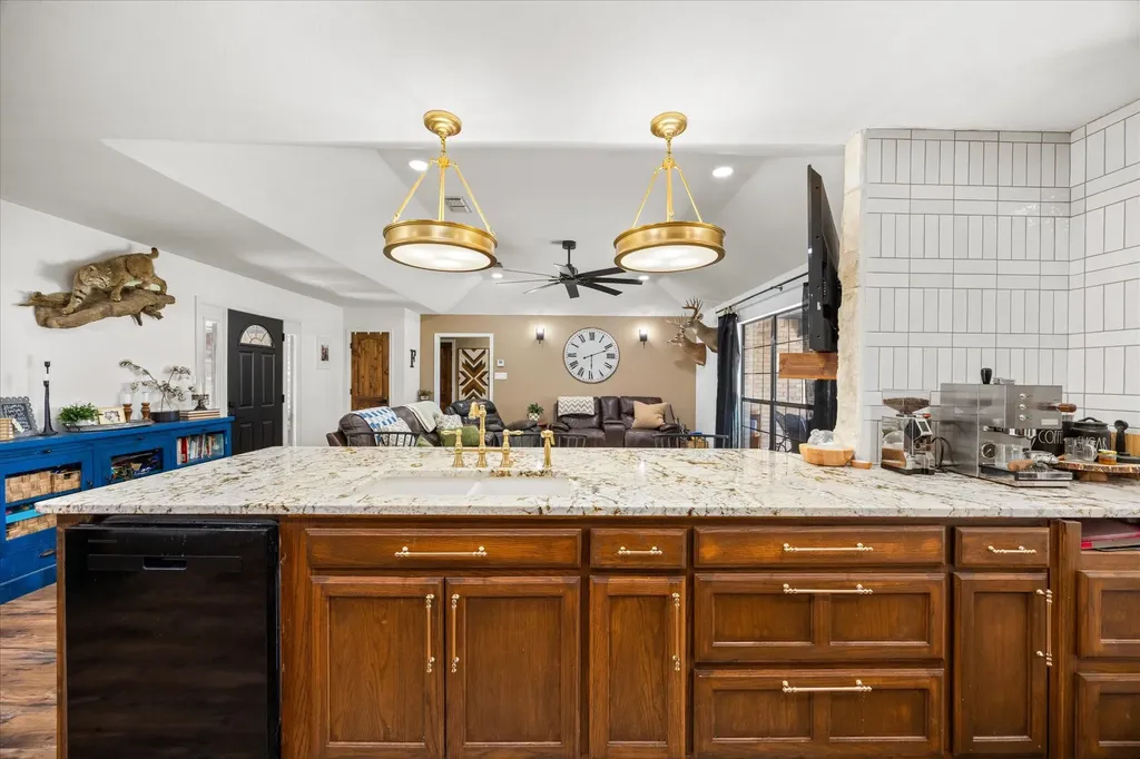 1003 Prairie Wind Boulevard Stephenville TX 76401