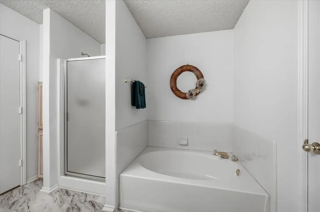 407 Nita Lane Euless TX 76040