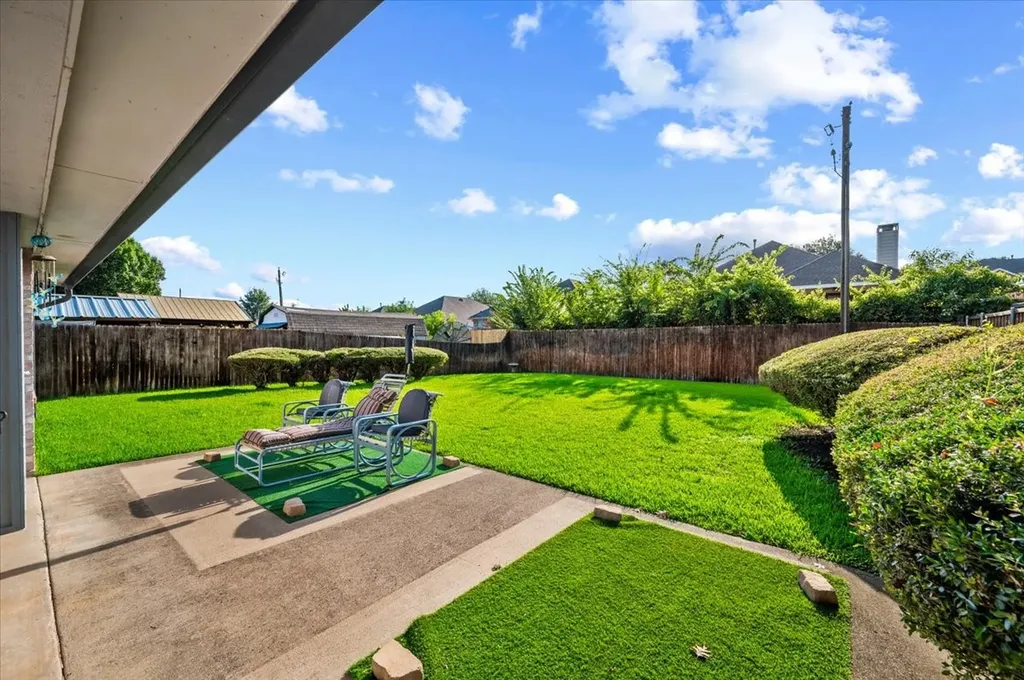 407 Nita Lane Euless TX 76040