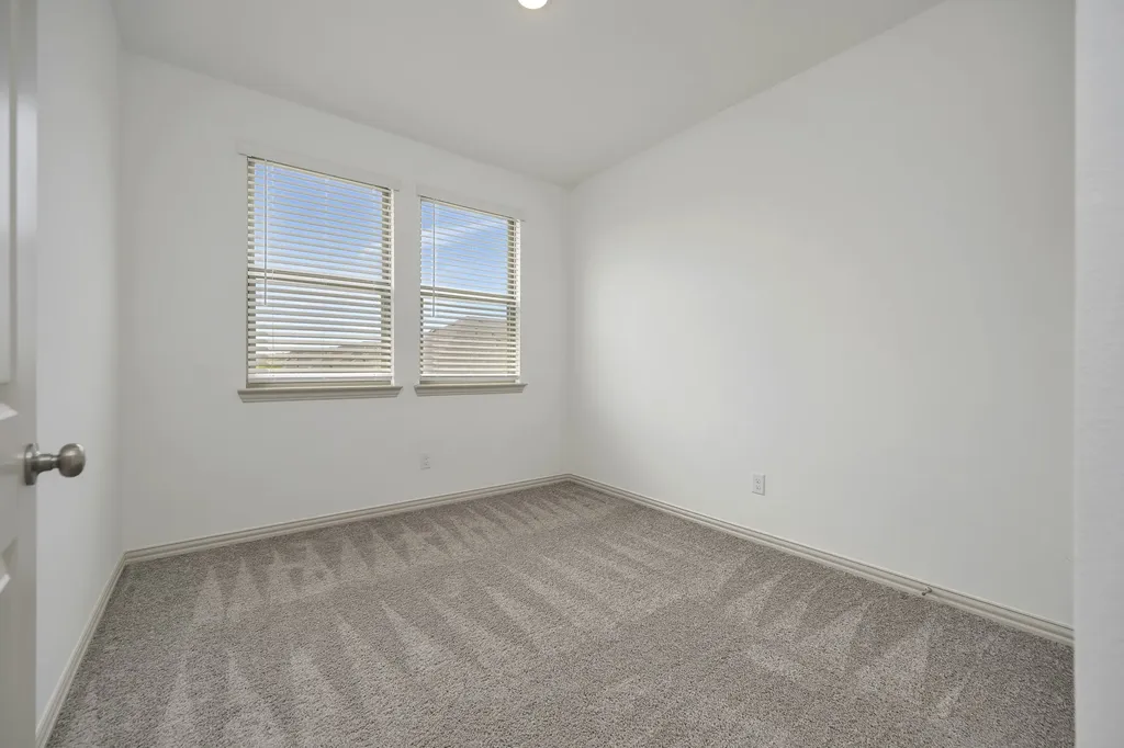 425 Parkside Drive Argyle TX 76226