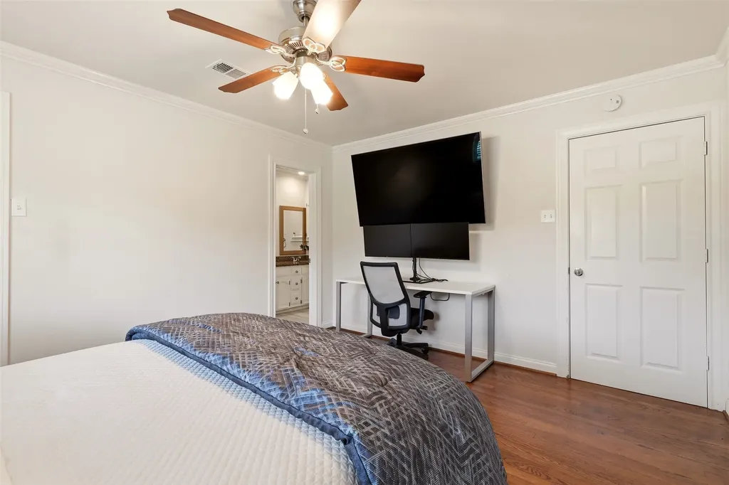 6302 Warm Mist Lane Dallas TX 75248