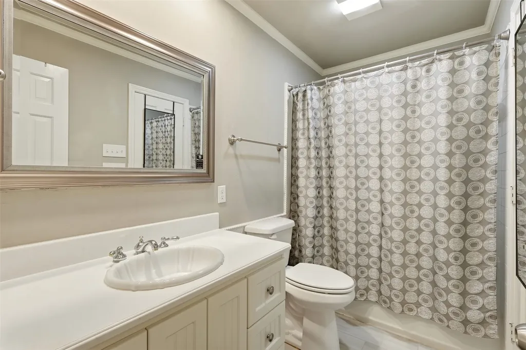 6302 Warm Mist Lane Dallas TX 75248