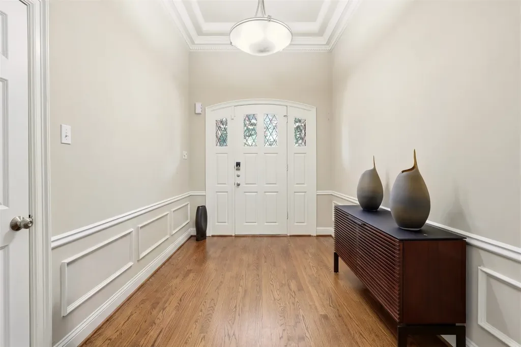 6302 Warm Mist Lane Dallas TX 75248