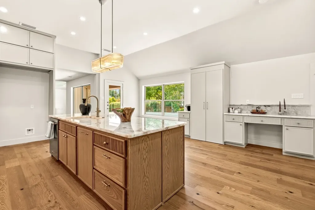 10747 Bushire Drive Dallas TX 75229