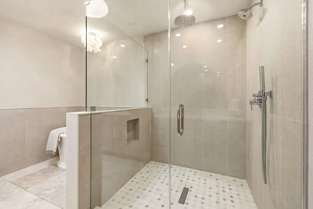 10747 Bushire Drive Dallas TX 75229