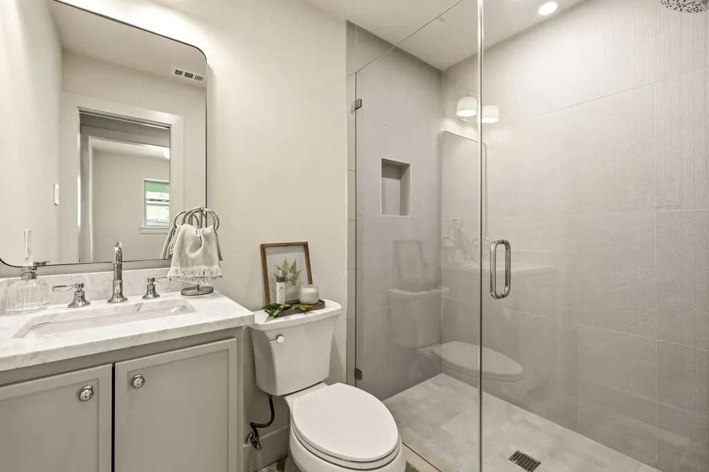 10747 Bushire Drive Dallas TX 75229
