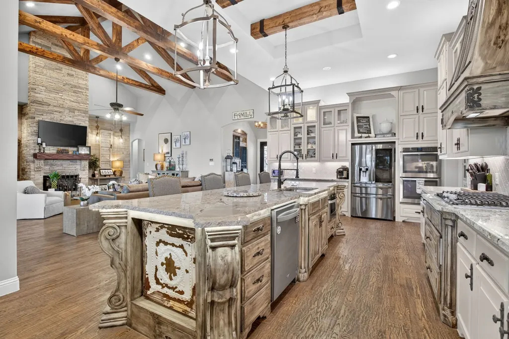 8517 Tuscan Way Godley TX 76044